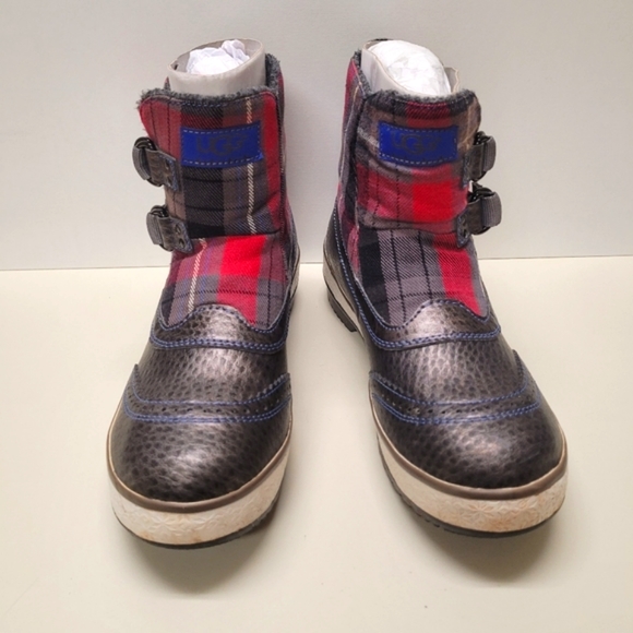 💖HOST PICK💖 UGG Marrais Waterproof Boots - Picture 3 of 12